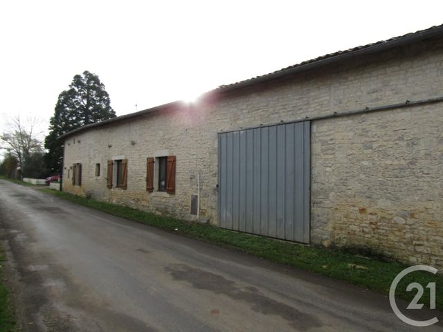 Maison à vendre - 5 pièces - 108 m2 - Pioussay - 79 - POITOU-CHARENTES