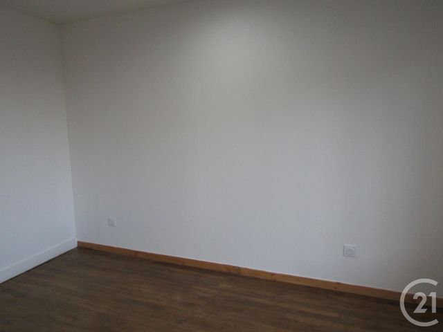 Maison à louer - 6 pièces - 66,72 m2 - Chef Boutonne - 79 - POITOU-CHARENTES