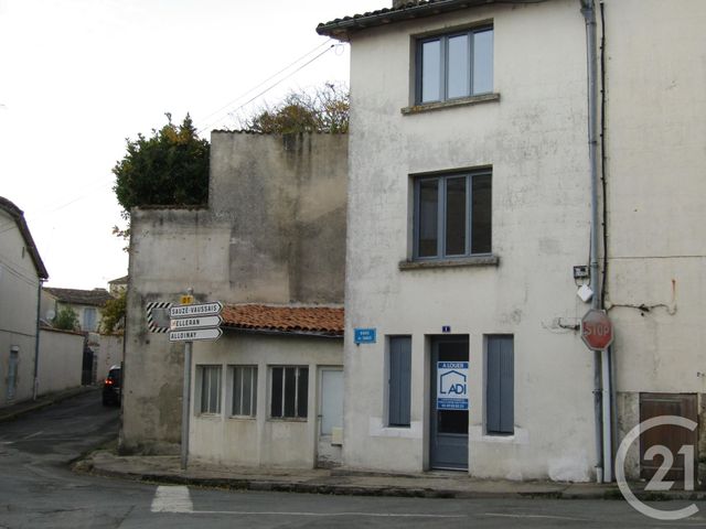 maison - CHEF BOUTONNE - 79