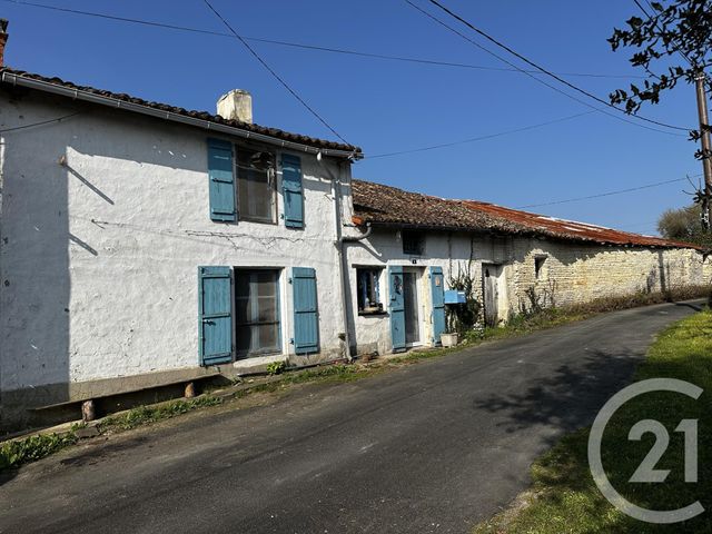 Maison à vendre - 4 pièces - 91,74 m2 - Loubille - 79 - POITOU-CHARENTES