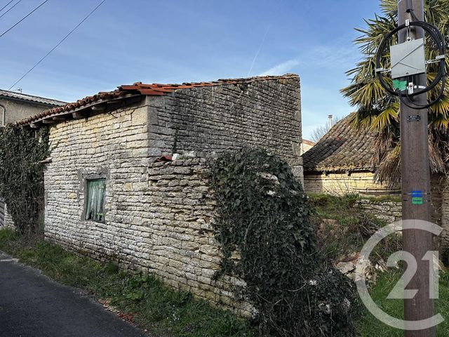 Maison à vendre - 4 pièces - 91,74 m2 - Loubille - 79 - POITOU-CHARENTES