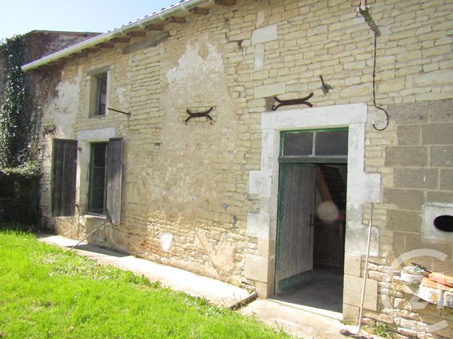 Maison à vendre - 4 pièces - 160 m2 - Ensigne - 79 - POITOU-CHARENTES