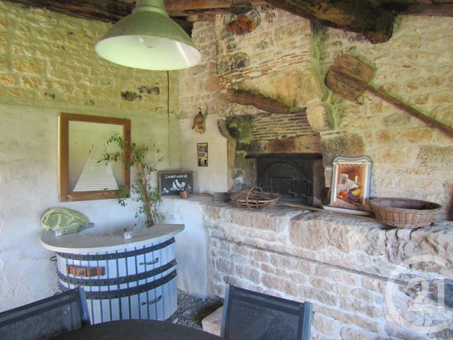 Maison à vendre - 6 pièces - 240 m2 - Luche Sur Brioux - 79 - POITOU-CHARENTES