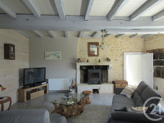 Maison à vendre - 6 pièces - 240 m2 - Luche Sur Brioux - 79 - POITOU-CHARENTES