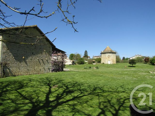 Maison à vendre - 6 pièces - 240 m2 - Luche Sur Brioux - 79 - POITOU-CHARENTES