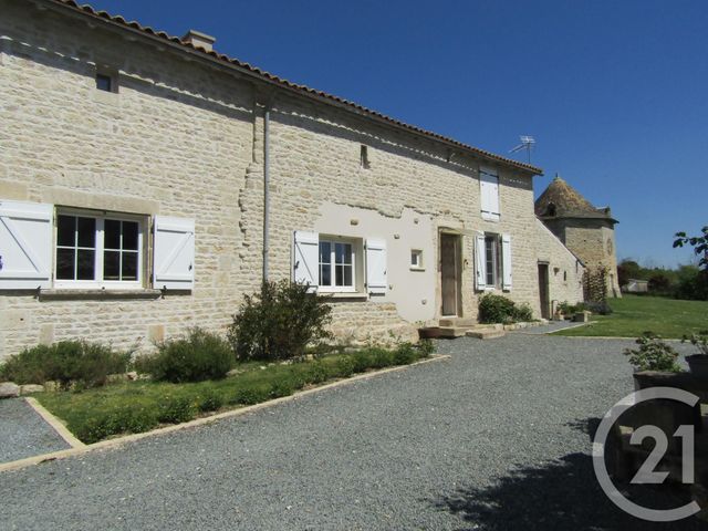 Maison à vendre - 6 pièces - 240 m2 - Luche Sur Brioux - 79 - POITOU-CHARENTES