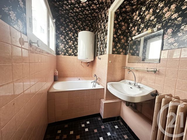 Maison à vendre - 4 pièces - 138,65 m2 - Chef Boutonne - 79 - POITOU-CHARENTES