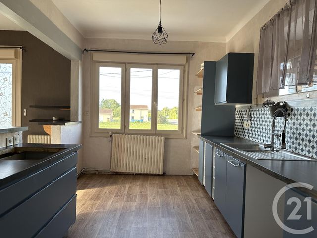 Maison à vendre - 6 pièces - 107,07 m2 - Chef Boutonne - 79 - POITOU-CHARENTES