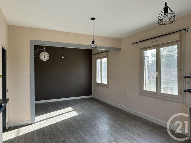 Maison à vendre - 6 pièces - 107,07 m2 - Chef Boutonne - 79 - POITOU-CHARENTES