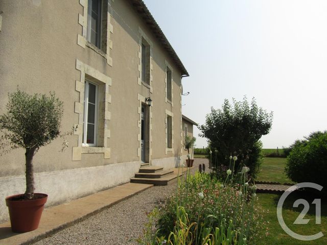 Maison à vendre - 8 pièces - 264 m2 - St Coutant - 79 - POITOU-CHARENTES
