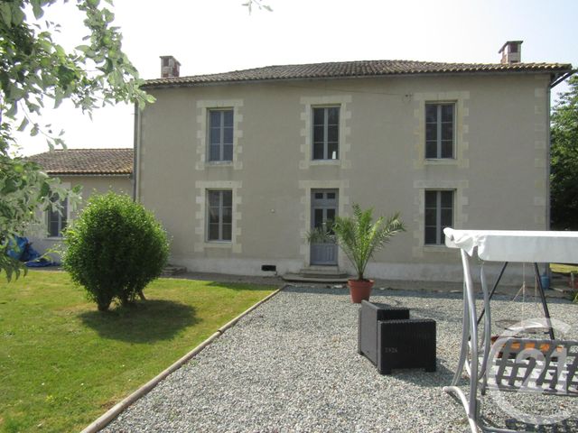 Maison à vendre - 8 pièces - 264 m2 - St Coutant - 79 - POITOU-CHARENTES