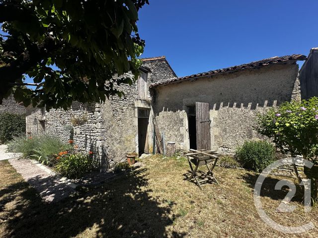 Maison à vendre - 4 pièces - 162,51 m2 - Loubille - 79 - POITOU-CHARENTES