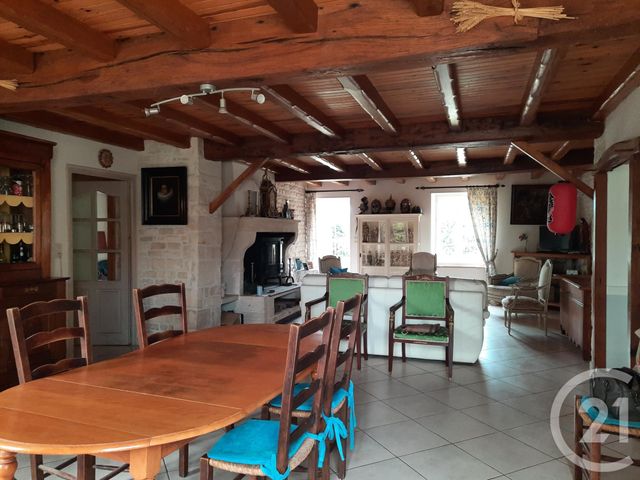 Maison à vendre - 7 pièces - 193,20 m2 - Paizay Le Chapt - 79 - POITOU-CHARENTES