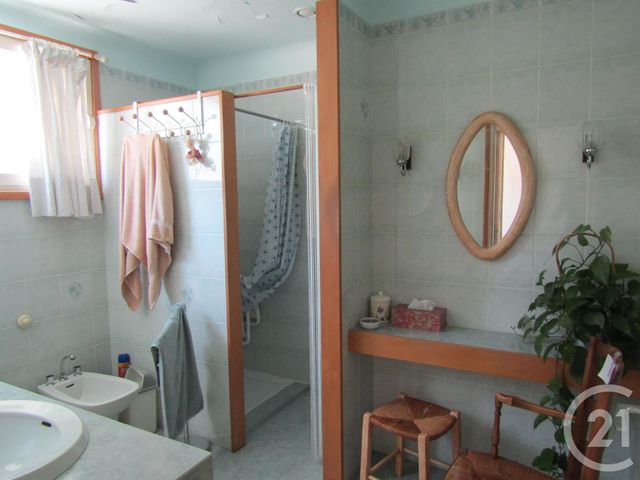 Maison à vendre - 7 pièces - 134,16 m2 - Sauze Vaussais - 79 - POITOU-CHARENTES