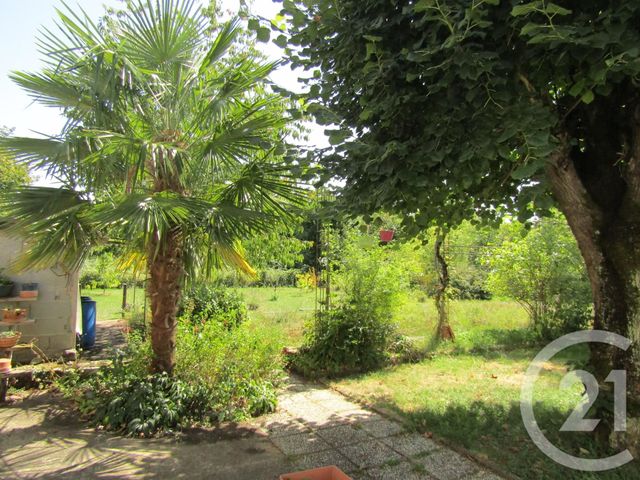 Maison à vendre - 7 pièces - 134,16 m2 - Sauze Vaussais - 79 - POITOU-CHARENTES