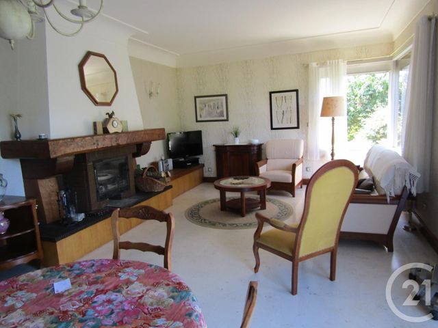 Maison à vendre - 7 pièces - 134,16 m2 - Sauze Vaussais - 79 - POITOU-CHARENTES