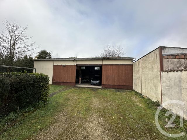 Maison &agrave; vendre - 11 pi&egrave;ces - 194,35 m2 - Sauze Vaussais - 79 - POITOU-CHARENTES