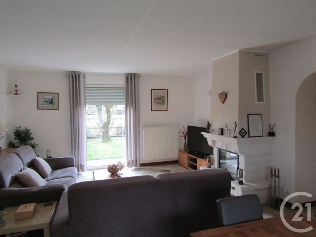 Maison &agrave; vendre - 7 pi&egrave;ces - 105 m2 - Sauze Vaussais - 79 - POITOU-CHARENTES