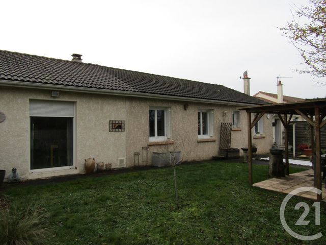 Maison &agrave; vendre - 7 pi&egrave;ces - 105 m2 - Sauze Vaussais - 79 - POITOU-CHARENTES