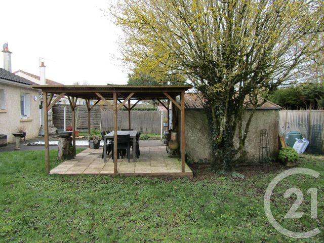Maison &agrave; vendre - 7 pi&egrave;ces - 105 m2 - Sauze Vaussais - 79 - POITOU-CHARENTES