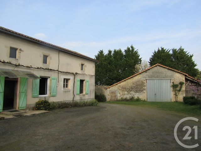 Maison &agrave; vendre - 4 pi&egrave;ces - 123 m2 - St Vincent La Chatre - 79 - POITOU-CHARENTES