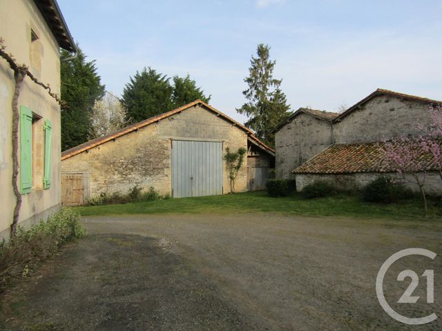 Maison &agrave; vendre - 4 pi&egrave;ces - 123 m2 - St Vincent La Chatre - 79 - POITOU-CHARENTES