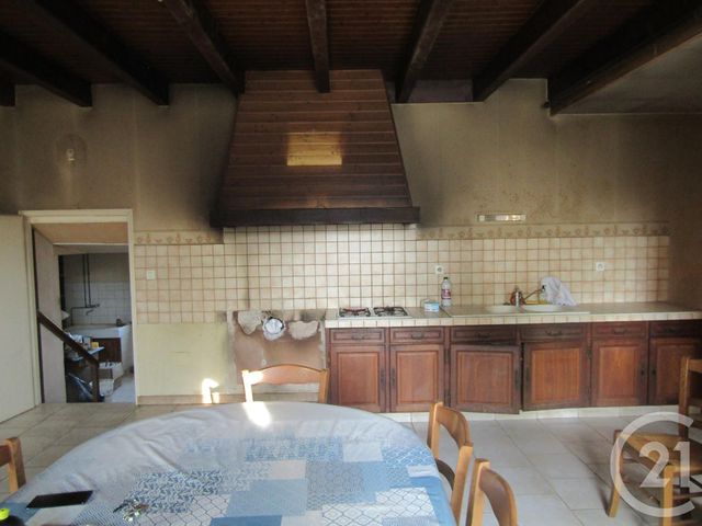 Maison &agrave; vendre - 4 pi&egrave;ces - 123 m2 - St Vincent La Chatre - 79 - POITOU-CHARENTES