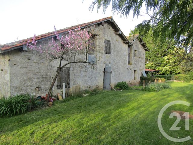 Maison &agrave; vendre - 4 pi&egrave;ces - 123 m2 - St Vincent La Chatre - 79 - POITOU-CHARENTES
