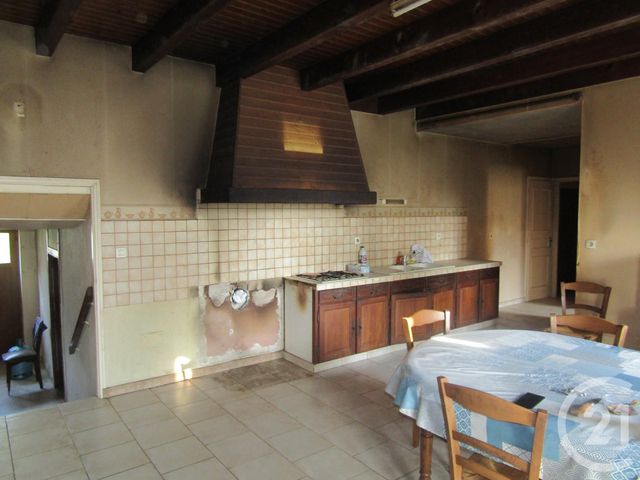 Maison &agrave; vendre - 4 pi&egrave;ces - 123 m2 - St Vincent La Chatre - 79 - POITOU-CHARENTES