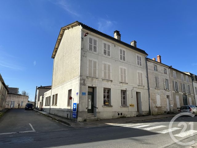 maison - CHEF BOUTONNE - 79
