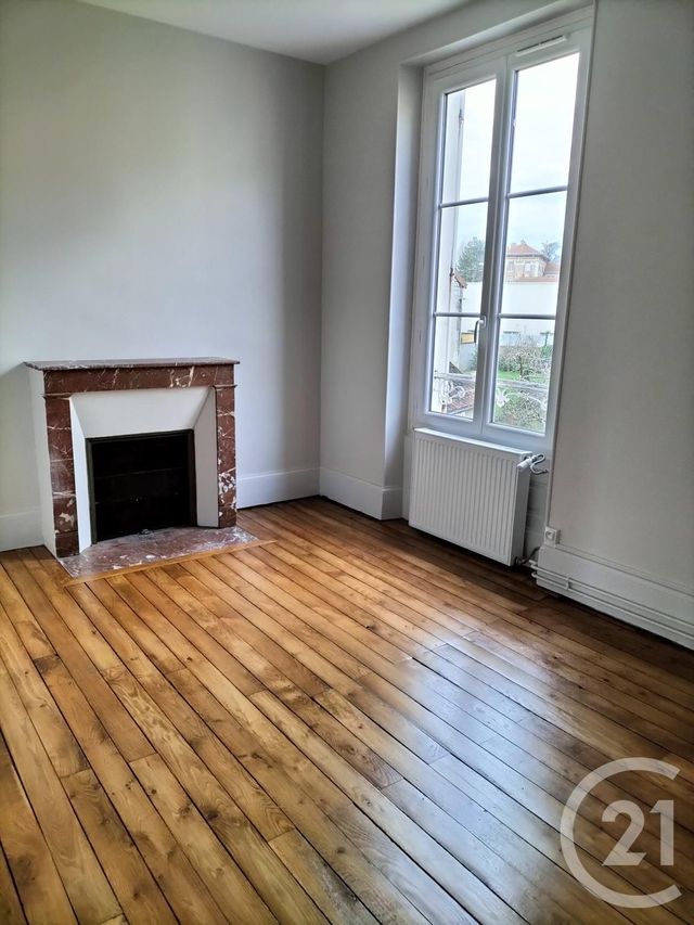 Appartement T3 à louer - 3 pièces - 57 m2 - Auxerre - 89 - BOURGOGNE