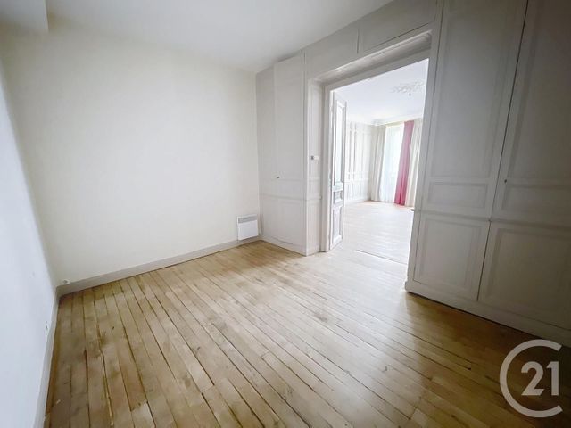 Appartement F1 bis à louer - 2 pièces - 55,67 m2 - Auxerre - 89 - BOURGOGNE