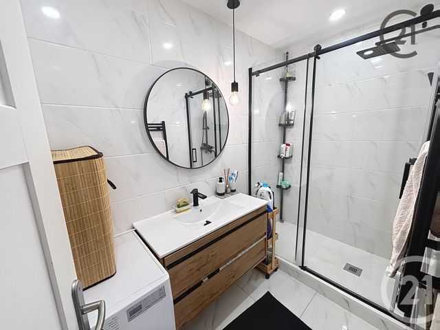 Appartement F5 à vendre - 5 pièces - 95 m2 - Migennes - 89 - BOURGOGNE