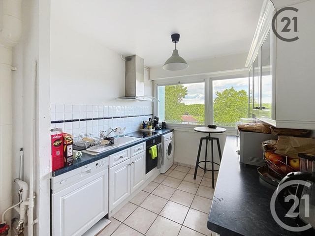 Appartement F3 à vendre - 5 pièces - 71,93 m2 - Joigny - 89 - BOURGOGNE