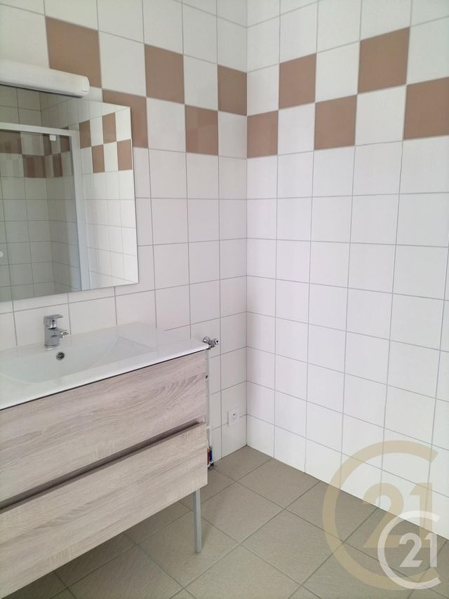 Appartement F3 à louer - 3 pièces - 57,21 m2 - Auxerre - 89 - BOURGOGNE