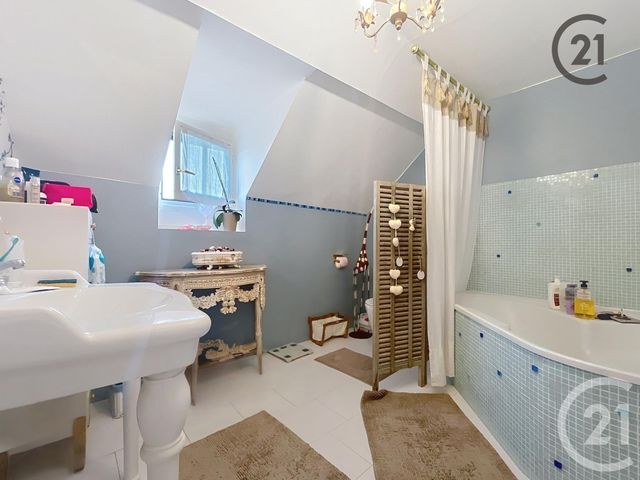 Maison &agrave; vendre - 7 pi&egrave;ces - 178 m2 - Bassou - 89 - BOURGOGNE