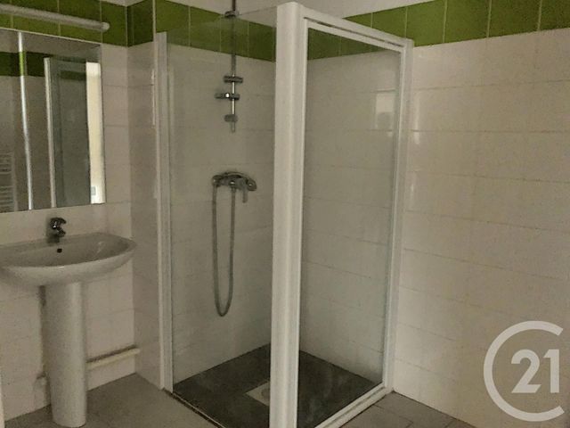 Appartement Duplex &agrave; louer - 3 pi&egrave;ces - 85 m2 - Auxerre - 89 - BOURGOGNE