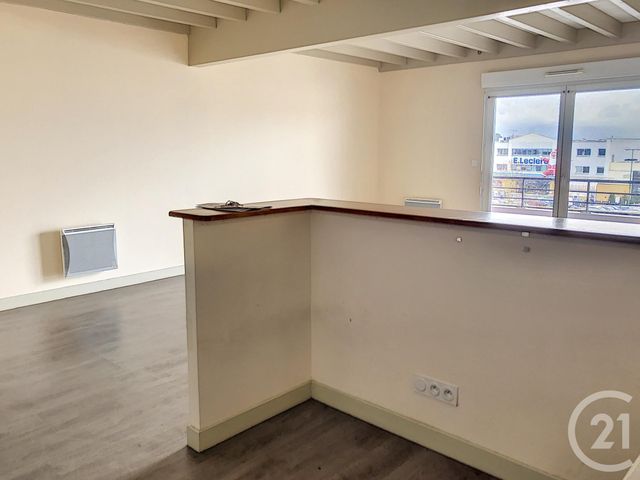 Appartement Duplex &agrave; louer - 3 pi&egrave;ces - 85 m2 - Auxerre - 89 - BOURGOGNE