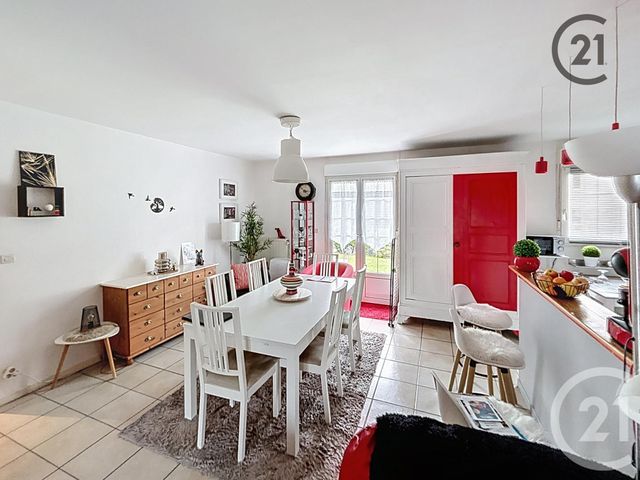 Maison à vendre - 5 pièces - 98,75 m2 - St Georges Sur Baulche - 89 - BOURGOGNE