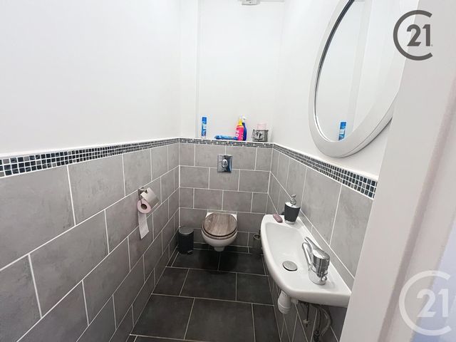 Maison à vendre - 7 pièces - 222,34 m2 - Charmoy - 89 - BOURGOGNE