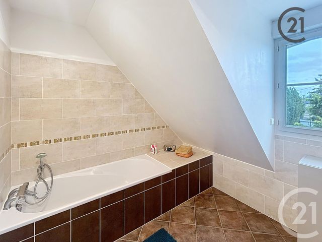 Maison à vendre - 7 pièces - 222,34 m2 - Charmoy - 89 - BOURGOGNE