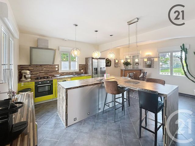 Maison à vendre - 7 pièces - 222,34 m2 - Charmoy - 89 - BOURGOGNE