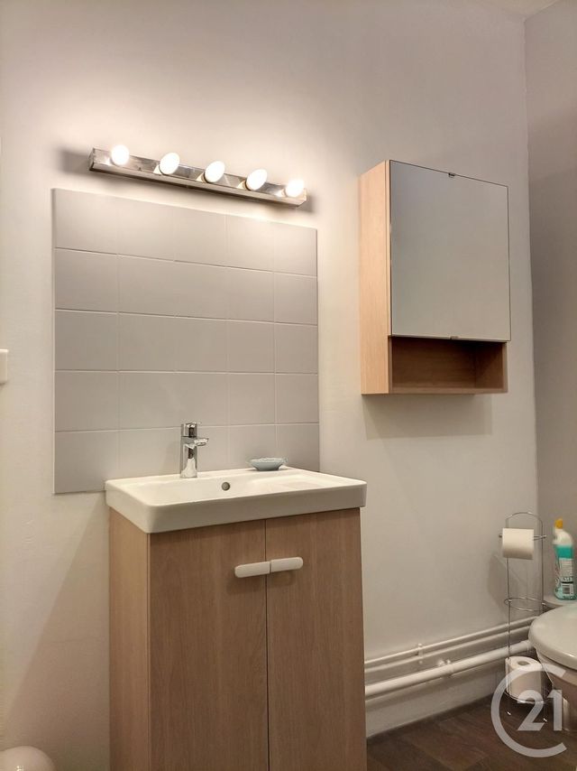 Appartement F2 &agrave; louer - 2 pi&egrave;ces - 42 m2 - Auxerre - 89 - BOURGOGNE