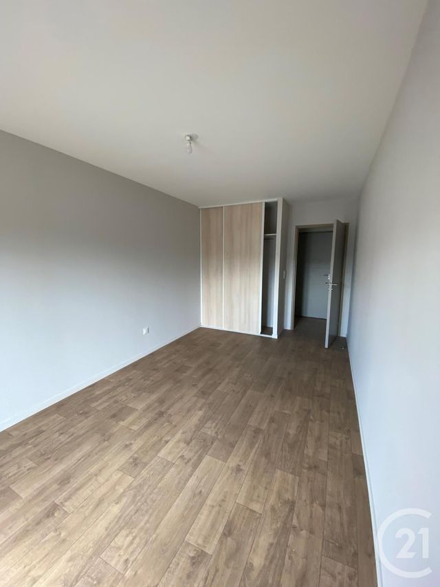 Appartement F3 &agrave; louer - 3 pi&egrave;ces - 82 m2 - Auxerre - 89 - BOURGOGNE