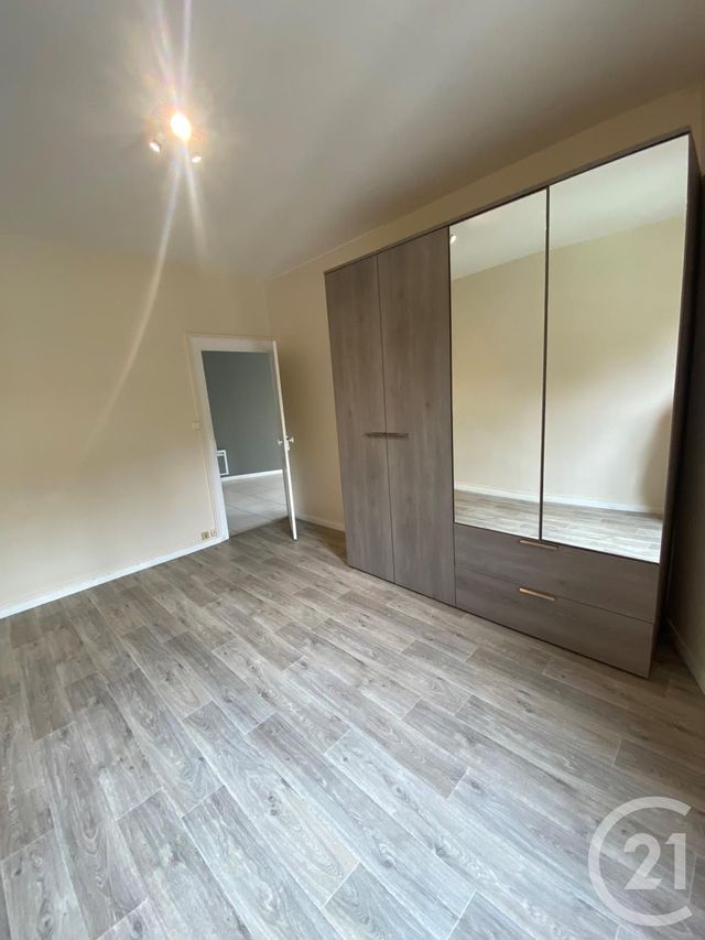 Appartement F2 &agrave; louer - 2 pi&egrave;ces - 50 m2 - Auxerre - 89 - BOURGOGNE
