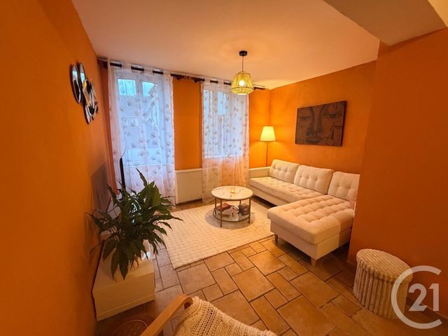 Maison &agrave; louer - 5 pi&egrave;ces - 84 m2 - Montholon - 89 - BOURGOGNE