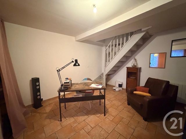 Maison &agrave; louer - 5 pi&egrave;ces - 84 m2 - Montholon - 89 - BOURGOGNE