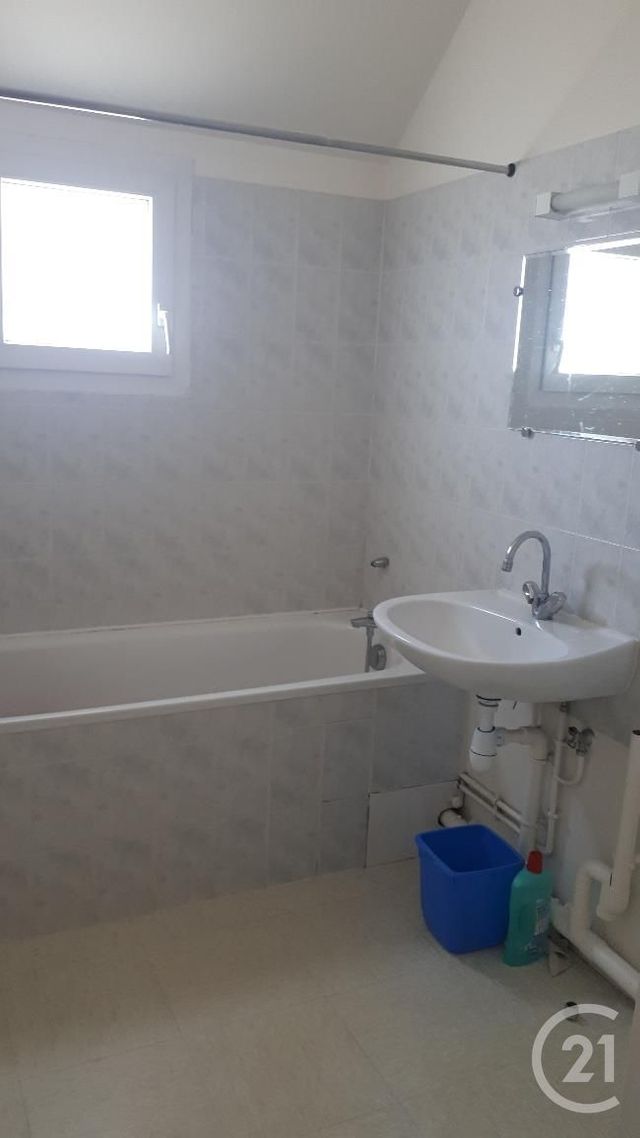 Appartement F2 &agrave; louer - 2 pi&egrave;ces - 49,26 m2 - Auxerre - 89 - BOURGOGNE