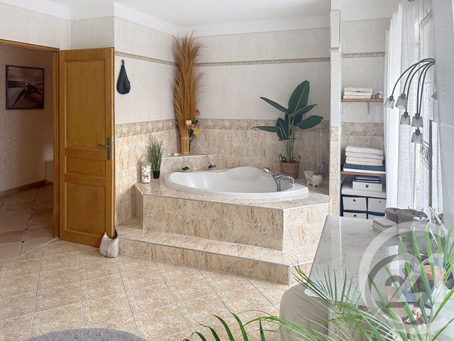 Maison &agrave; vendre - 6 pi&egrave;ces - 243 m2 - Chevannes - 89 - BOURGOGNE