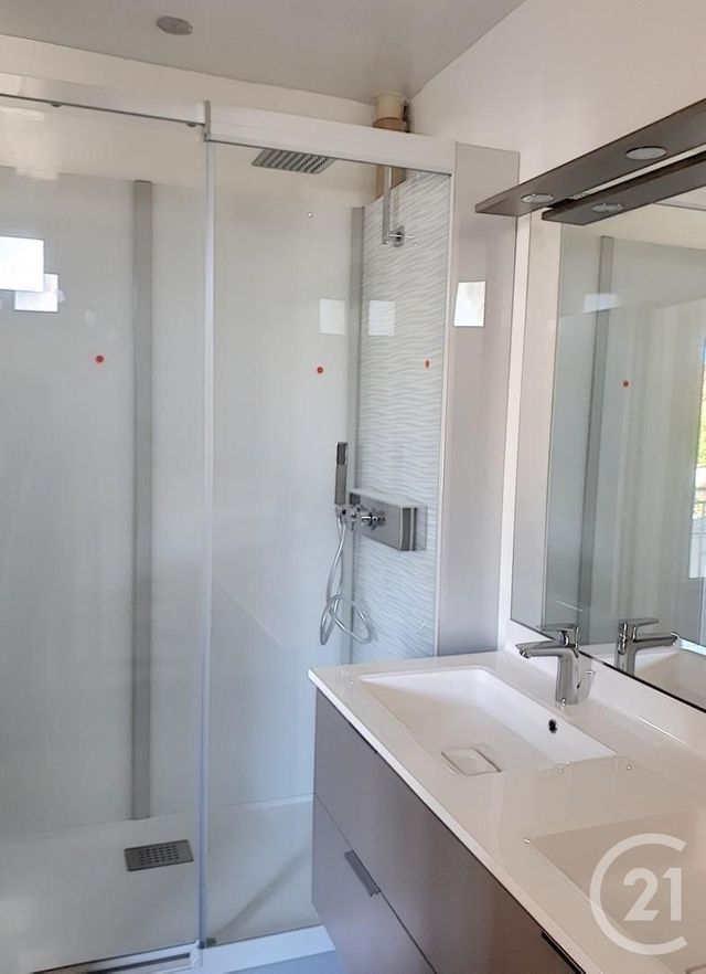 Appartement F1 &agrave; louer - 1 pi&egrave;ce - 39 m2 - Auxerre - 89 - BOURGOGNE